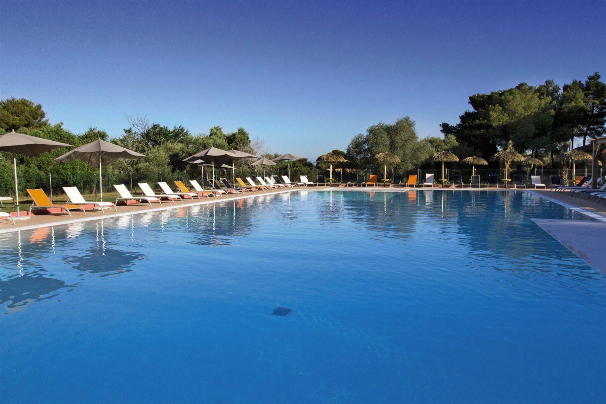 Belambra Clubs Residence Belgodere - Golfe De Lozari Buitenkant foto